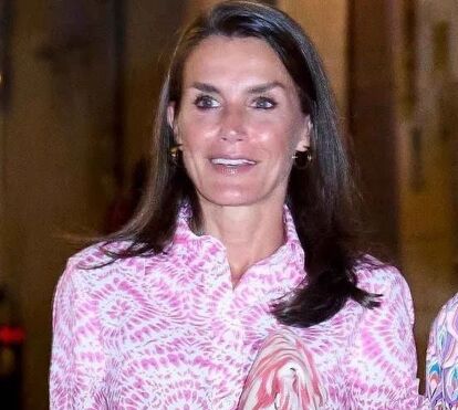 Elas ganharam a batalha. Filhas de Letizia levam a melhor sobre a mãe depois de anos de regras muito apertadas