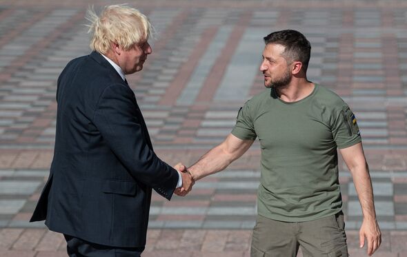 Zelensky com Boris Johnson - de visita a Kiev