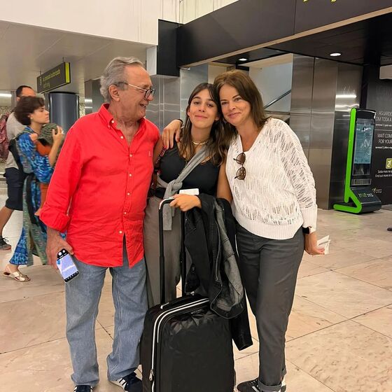 Carlos Cruz, Raquel Rocheta, Mariana