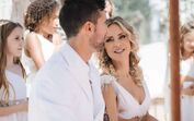 Contra todas as convenções, Joana Amaral Dias casou em cerimónia alucinante. Veja as imagens da loucura feliz