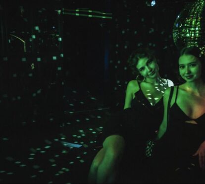 A incrível reabertura da Pensão Amor, no Cais do Sodré. até teve direito a um anão!