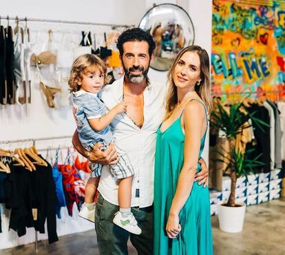 As férias românticas de Gustavo Santos e Mafalda Rodiles na Grécia