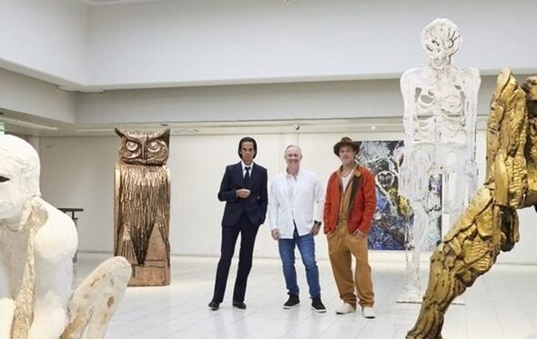 Brad Pitt, Nick Cave, museu, Finlândia