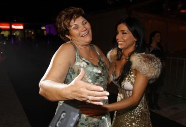 Luciana Abreu e Dolores Aveiro