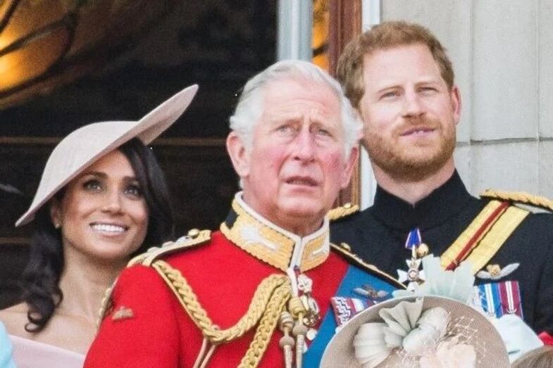 Meghan Markle, príncipe Harry, príncipe Carlos