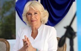 Programa da BBC empurra Camilla para o centro de um escândalo e rainha é obrigada a desligar a televisão