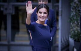 Letizia vai de férias para destino secreto sem Felipe