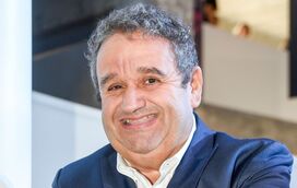 Fernando Mendes revela as mensagens que manda ao selecionador nacional Fernando Santos