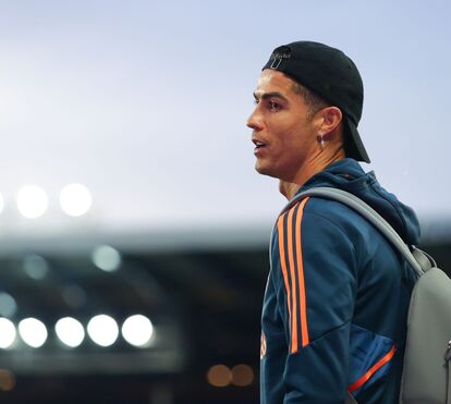 Agarrado à fé. As novas joias de Cristiano Ronaldo que têm um significado especial