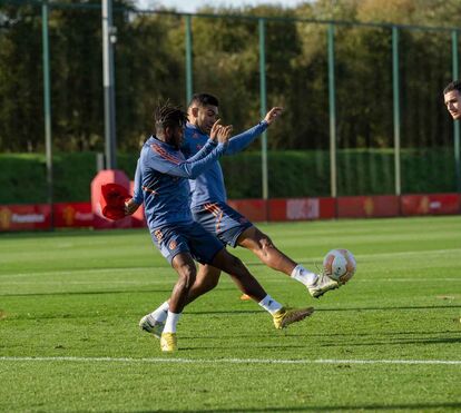 Mudança para Portugal está a todo o vapor. Cristiano Ronaldo já começou a contratar funcionários para a mansão em Cascais