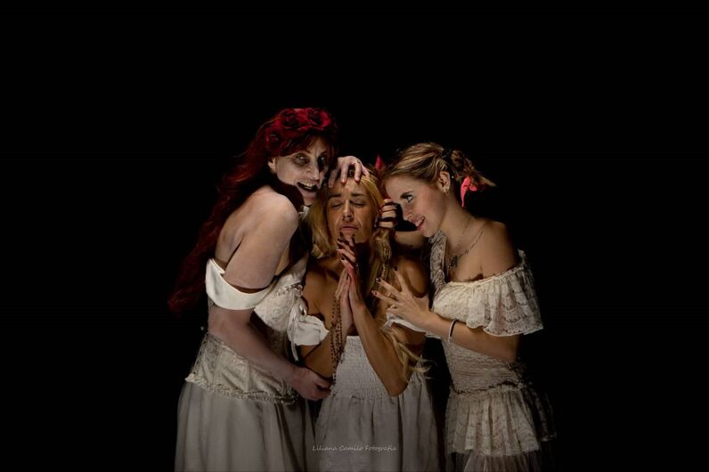 Liliana Oliveira, Casados, Liliana Queiroz