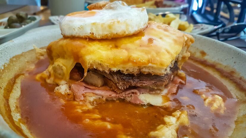 francesinha à moda do Porto 