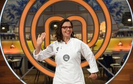 Fomos ao restaurante da Chef Noélia, do 'MasterChef', e ela deixou-nos espreitar a cozinha e tratou-nos como reis