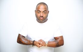 A verdade de Mastiksoul: “A minha ex acusou-me de violência psicológica por lhe comprar roupas da Zara”