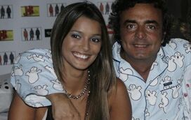 Tio de Maria Cerqueira Gomes  fica sem loja emblemática no Porto: "Dão-me um chuto, vou chorar quando sair daqui"
