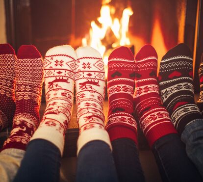 Casa pronta para a chegada do frio! 14 sugestões para tornar a sua sala no cantinho mais desejado