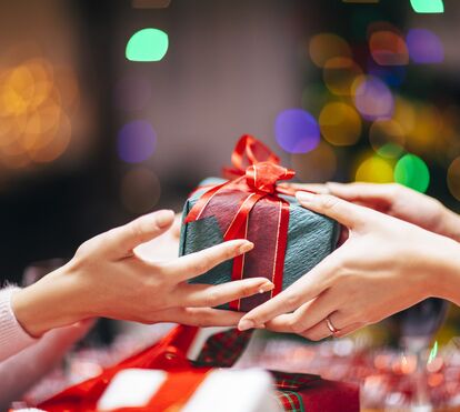 Vamos lá poupar! 20 presentes até cinco euros para surpreender o amigo secreto