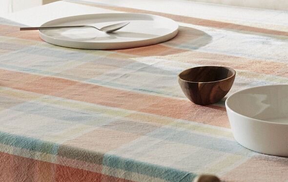 Toalha - Zara Home - 35,99€