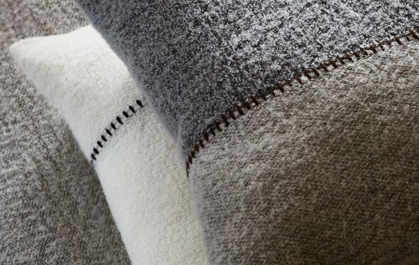 Almofada - Zara Home - 29,99€