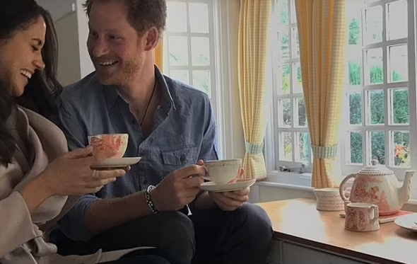 Meghan Markle e o príncipe Harry em Welsh cottage
