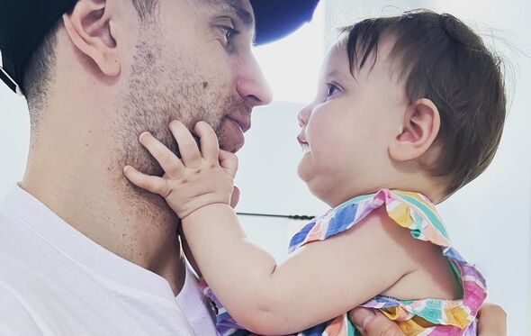 Emiliano Martínez e a filha