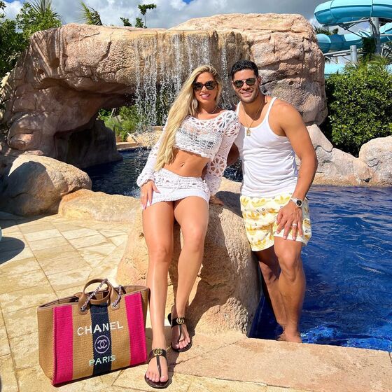 Hulk e Camila Ângelo