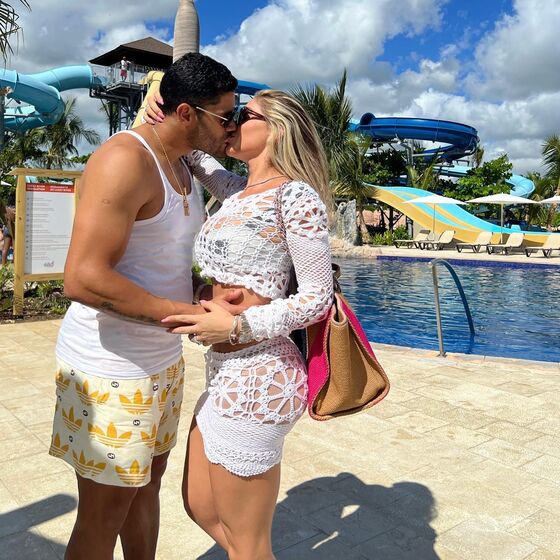 Hulk e Camila Ângelo