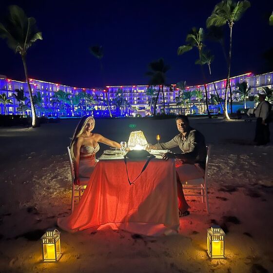 Hulk e Camila Ângelo