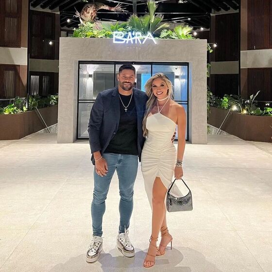 Hulk e Camila Ângelo