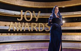 Georgina Rodriguez deslumbra nos Joy Awards... de véu e tudo