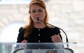 Insólito! Sarah Ferguson manda calar o público do Festival de Cannes