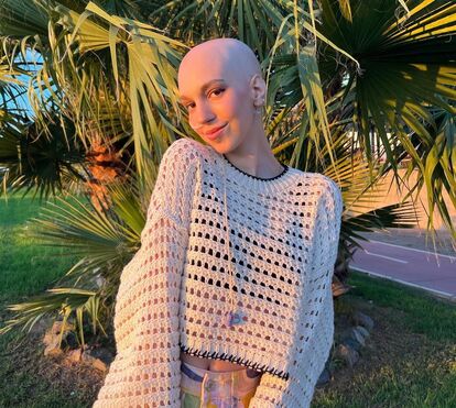 Morreu a influencer Elena Huelva. Tinha apenas 20 anos e ficou conhecida pela sua luta contra um cancro raro