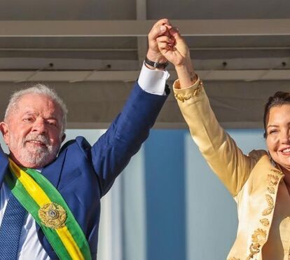 Janja, a mulher de Lula da Silva, diz estar 'preparada' para as intrigas de Brasília