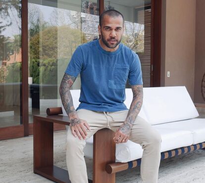 Abandonado por todos! Ex-mulher vira costas a Dani Alves, acusado de violação