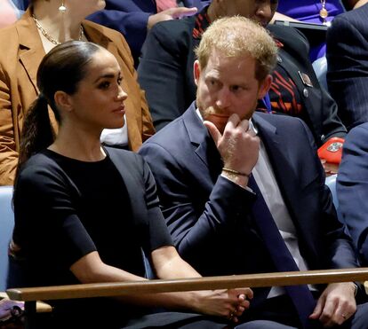 Humilhado e abandonado pela própria mulher: Meghan Markle desaparece da promoção do livro de Harry