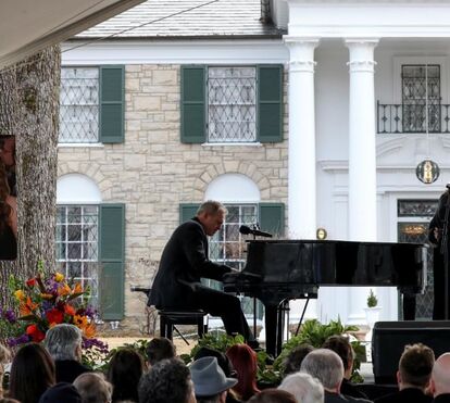 Emoção na despedida de Lisa Marie, a única filha de Elvis Presley