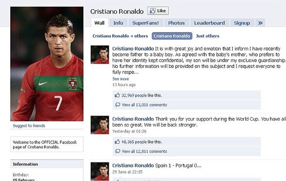 Ronaldo anuncia que foi pai