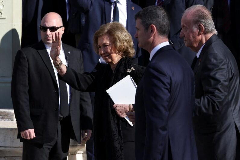 Juan Carlos ao lado dos filhos e de Sofia