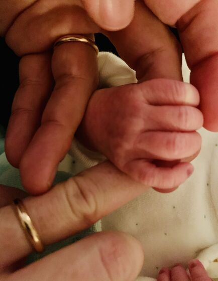 Pedro Zegre Penim, Mark Lowen, Amália