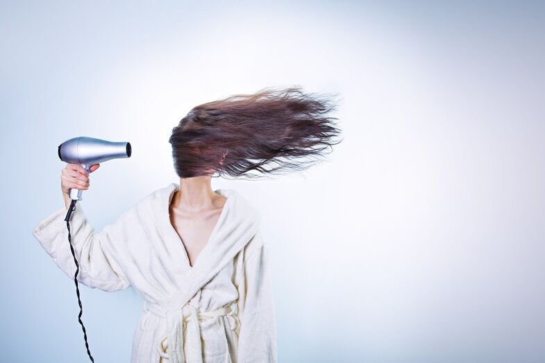 cabelo molhado