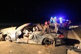 O carro em que Angélico seguia ficou completamente destruído
