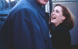 Gillian Anderson vai escrever sobre as fantasias sexuais das mulheres