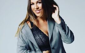 Vida de pobreza e dificuldade. Joana Madeira revela que pedia comida e "roubava um bocadinho de azeite" às colegas de casa para sobreviver   