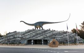Dino Parque Lourinhã festeja 5º aniversário com bilhetes especiais para os mais jovens