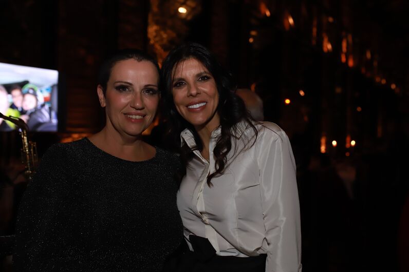 Ana Caetano Menezes e Carla Santos