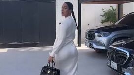 Georgina mostra curvas e "garagem" de luxo de Cristiano Ronaldo