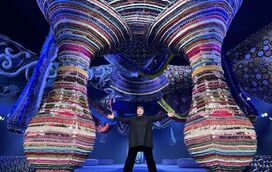 Joana Vasconcelos: a majestade da arte portuguesa além fronteiras 
