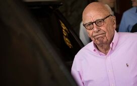 Rupert Murdoch, o excêntrico bilionário, está novamente noivo aos 92 anos: a eleita é a sogra de Abramovich