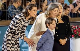 Saiba qual é o neto da princesa  Carolina posto de lado pelas leis do Mónaco