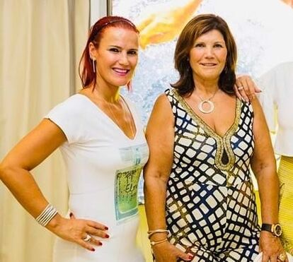 Dançou e cantou como nunca a viu! Dolores Aveiro muito animada em festa em Marraquexe
